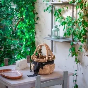 Il Pomo D'oro - Daily Hygienized 3*, Assemini Italia